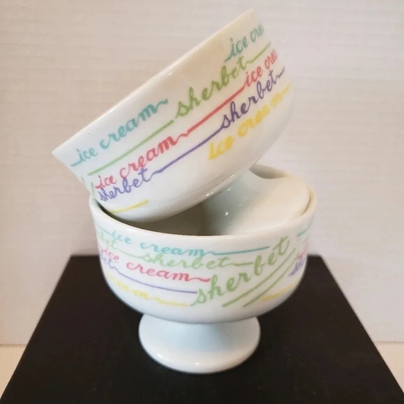 Vintage 1980s Set of 4 Sweet Temptations Pastel Footed  Ice Cream Bowls. - Picture 6 of 7